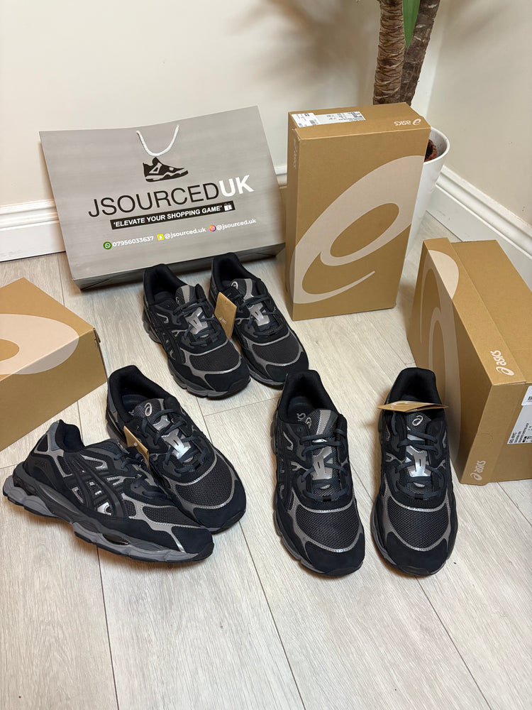 FOOTWEAR