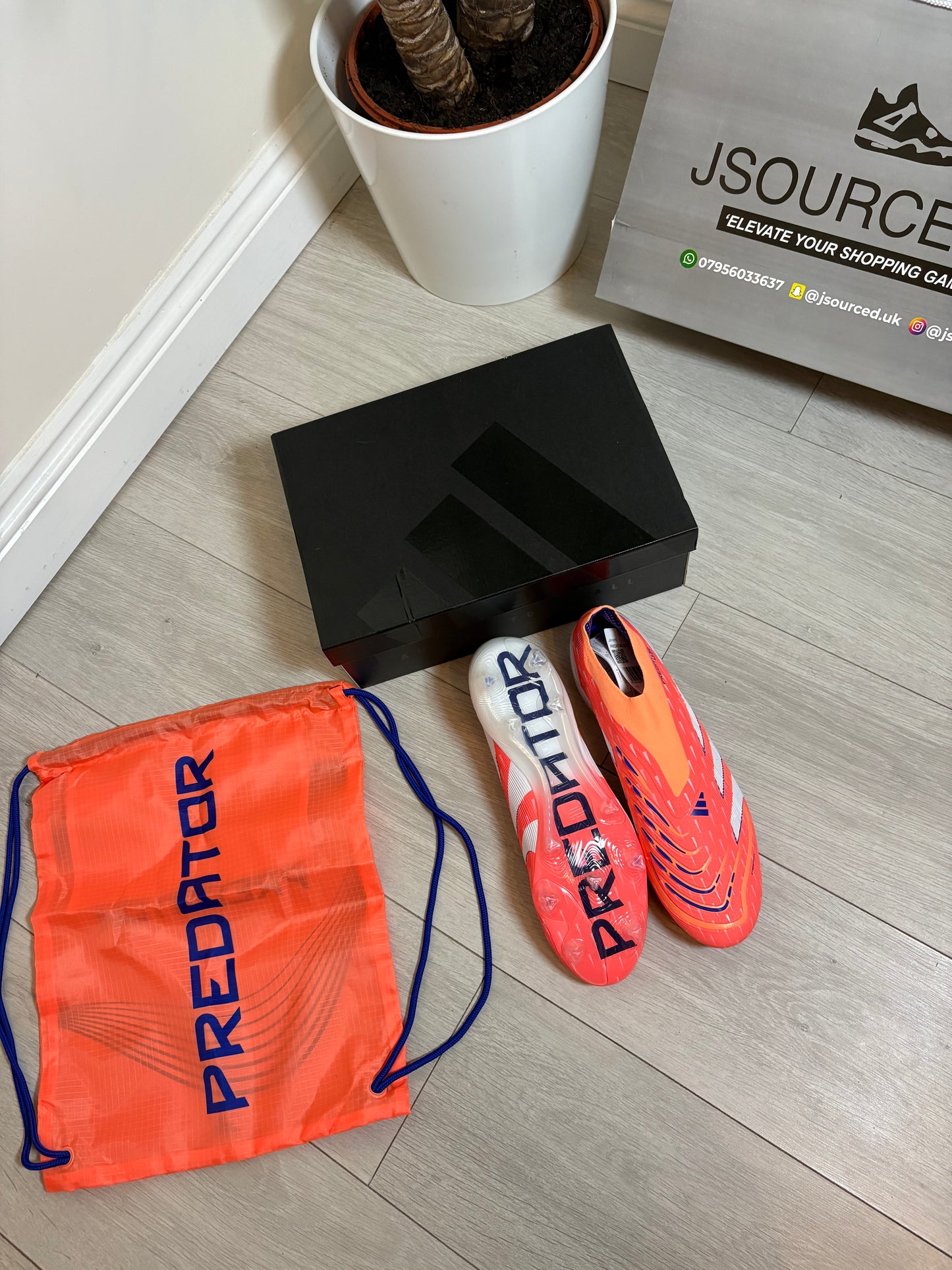 ADIDAS PREDATOR ELITE LACELESS FG - UK 11
