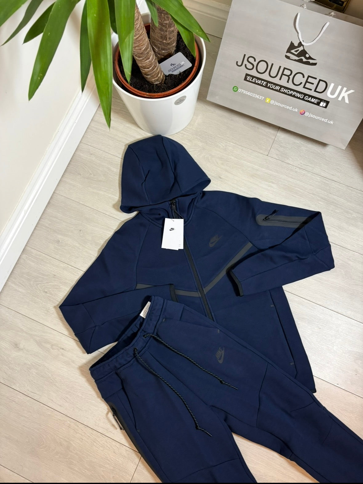 NIKE TECH FLEECE NEW SZN - NAVY
